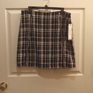 Calvin Klein BLK/WHT plaid mini skirt.